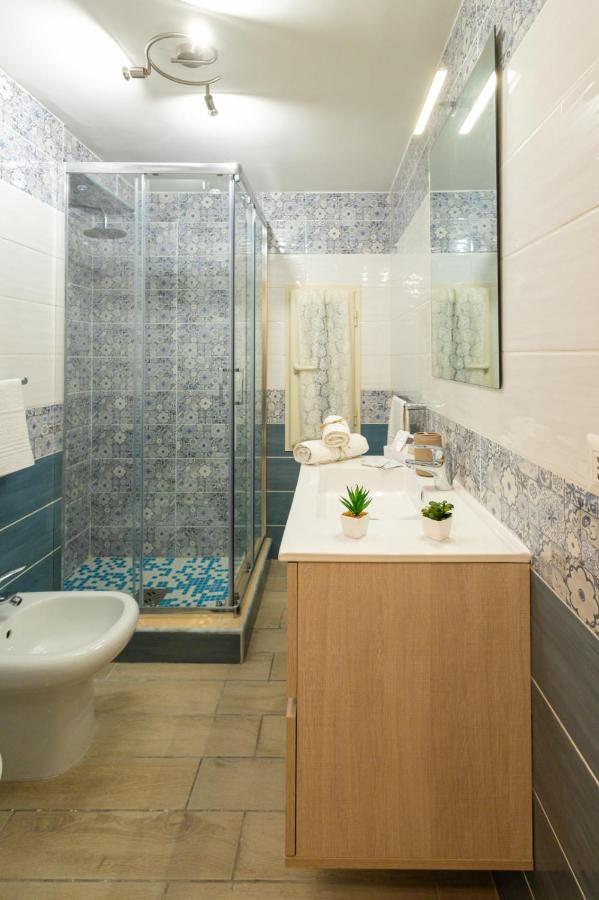 Appartamento Lucon House Napoli Esterno foto